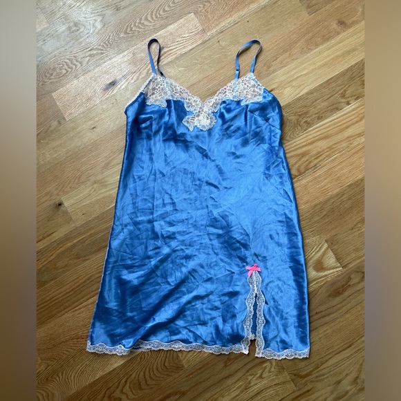 Victoria's Secret Other - Victorias Secret Vintage Slip